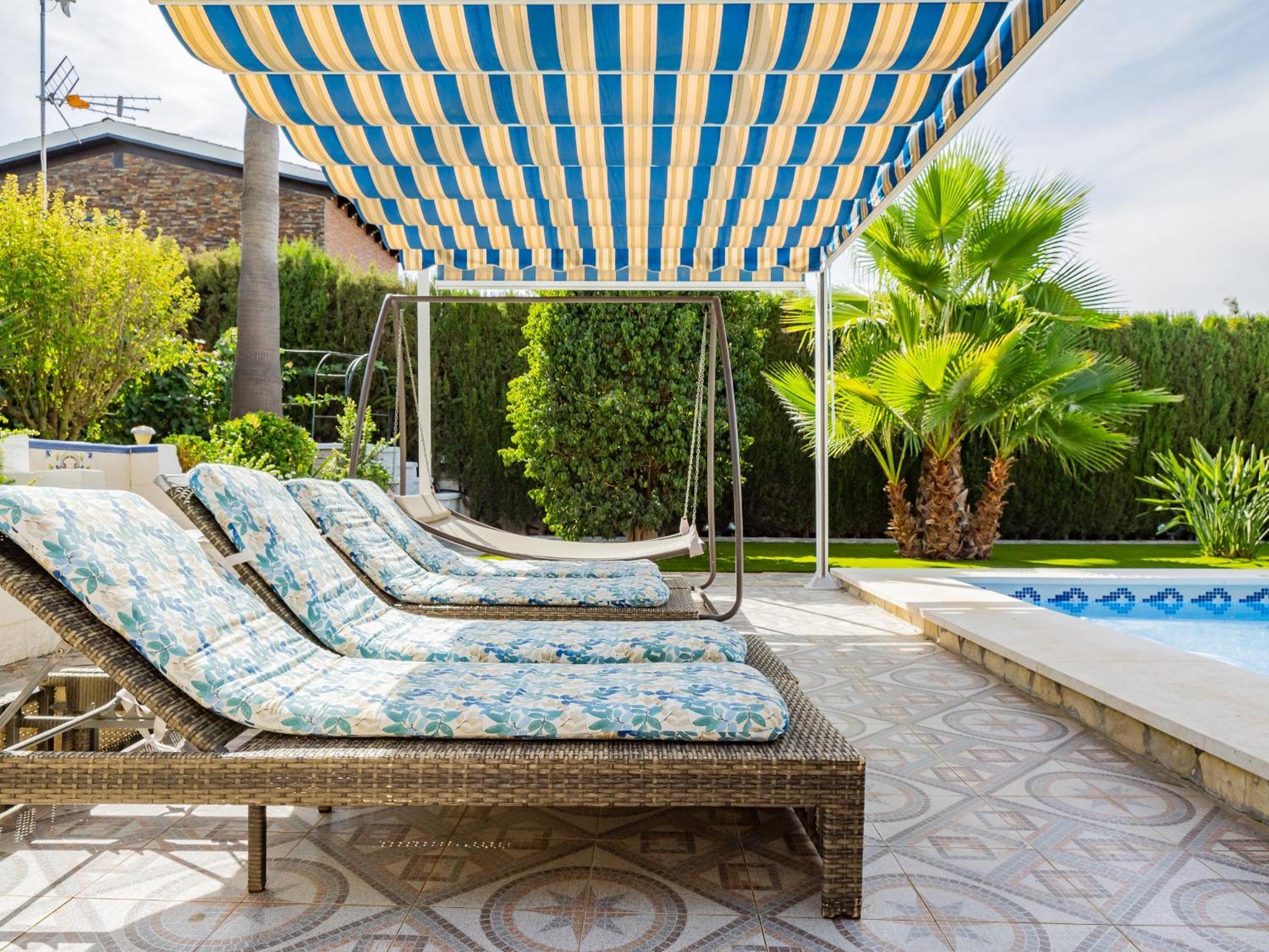 Villa Paraiso Las Malvinas Malaga Luaran gambar