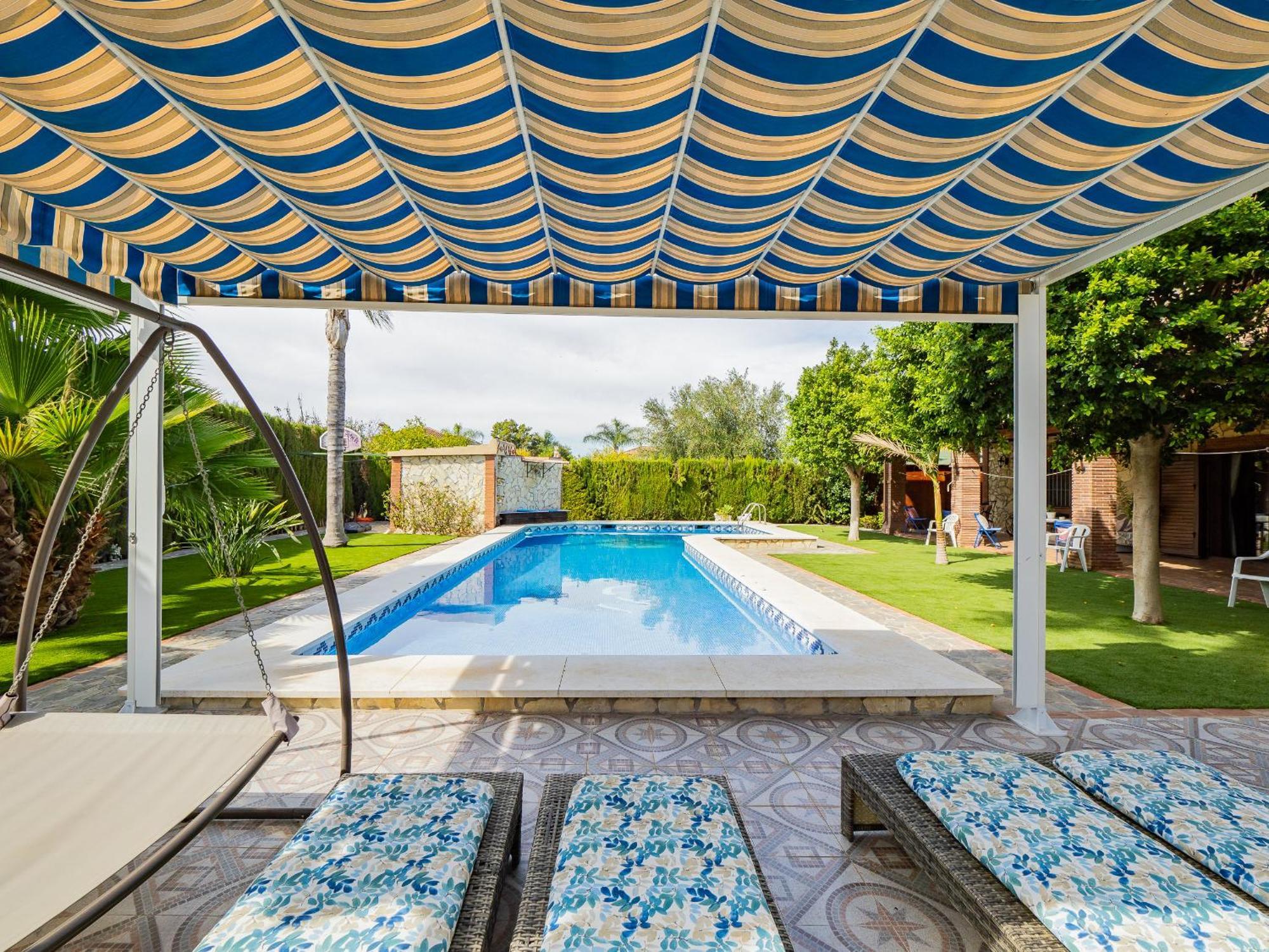 Villa Paraiso Las Malvinas Malaga Luaran gambar